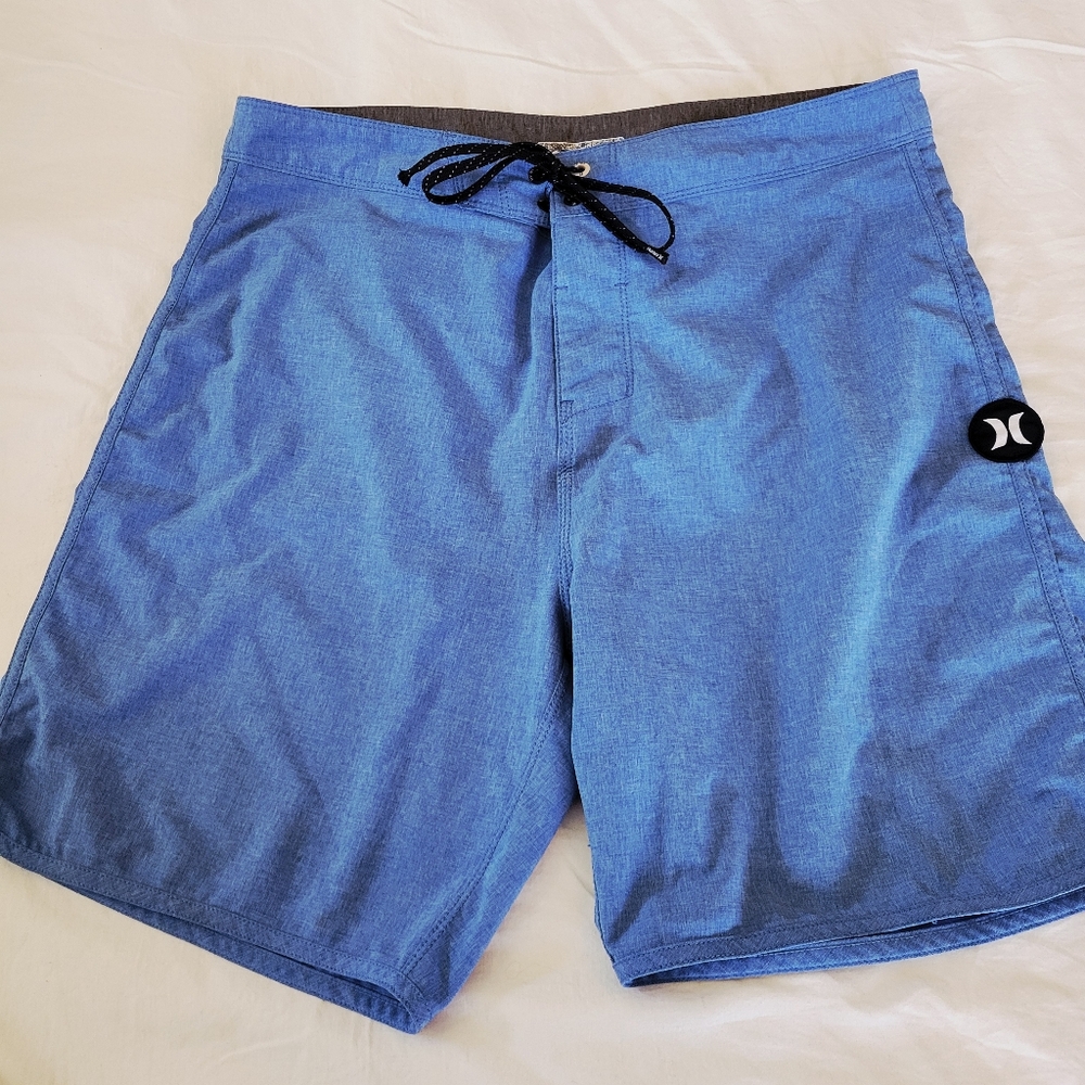Hurley phantom swim trunks Mens Size 32 In Blue